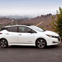 Nissan quiere hacerlo "a lo Tesla" en México y vender LEAF por internet con entrega a domicilio