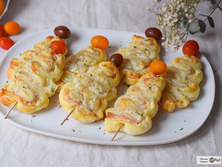 Arbolitos de hojaldre de jamón y queso, el mejor aperitivo para Navidad