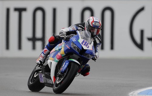 Ayrton Badovini conquista la carrera de los humildes en Sepang
