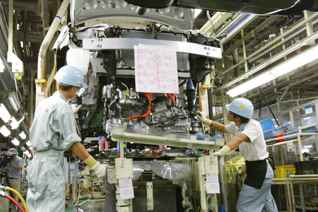 Engine Motor Installation Tcm317 243781