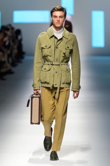 Canali Primavera-Verano 2016 "El color envuelve el clásico estilo italiano"