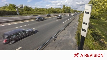 Tipos de radares que denuncian infracciones en las carreteras de España: cuáles son y cómo funcionan