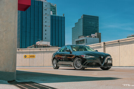 Alfa Romeo Giulia Lusso, a prueba: pasión y entusiasmo por los autos, plasmados en un sedán cargado de estilo