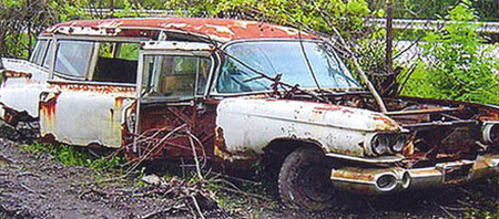 Cadillac Miller-Meteor abandonado