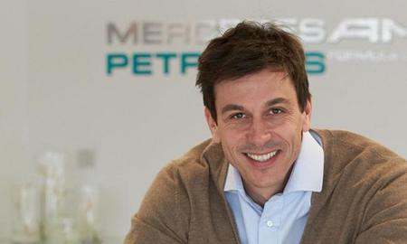 Red Bull ofreció Toro Rosso a Toto Wolff