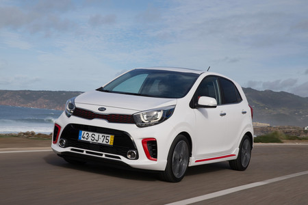 KIA Picanto: Hasta 7 airbags, mucha conectividad, navegación y motor turbo