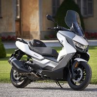Por 7.950 euros el BMW C 400 GT se postula como el scooter medio más premium del segmento