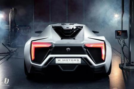 W Lykan Hypersport