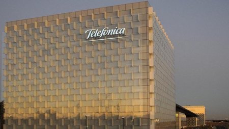 Telefonica no eliminará las tarifas planas, por ahora