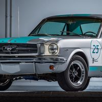 ¿Un Ford Mustang 1965 autónomo? Sí, a Siemens se le ocurrió esta fabulosa idea