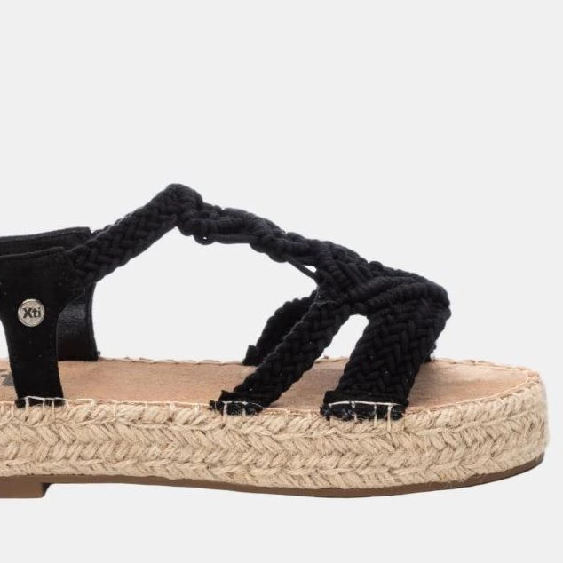 Sandalia señora macramé y plataforma en yute
