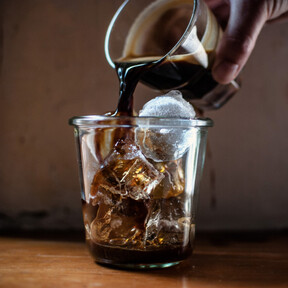 La cafetera De'Longhi con molinillo y espumador integrados para un café de barista por 110 euros menos en las ofertas del Prime Day 