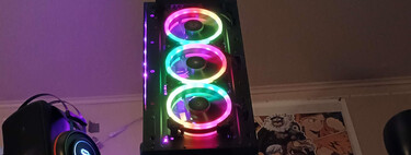 Es probablemente el concepto de ''torre de PC'' más literal y extremo del mundo, pero tiene truco ya que no es tan potente como parece 