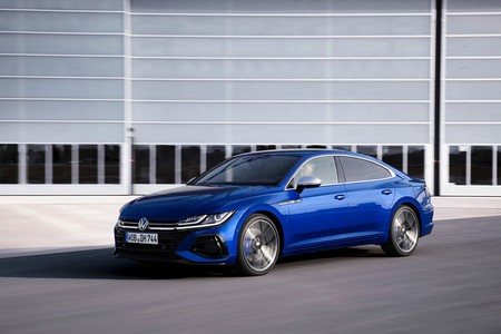 Volkswagen Arteon R 4