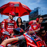 Pecco Bagnaia no quiere órdenes de equipo con Enea Bastianini para el final de MotoGP, pero Ducati se lo piensa 