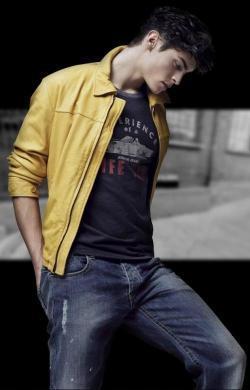 Armani Jeans verano 2009, una colección bipolar