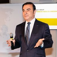 Otro duro golpe judicial para el ex jefe de Nissan: Carlos Ghosn deberá entregar su superyate y pagar 32 millones de dólares a la marca por daños y perjuicios