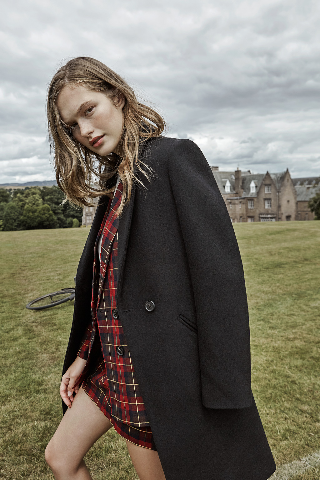 Stradivarius apuesta por las tendencias de la temporada en su nueva ...