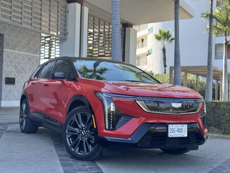 Cadillac OPTIQ 2025