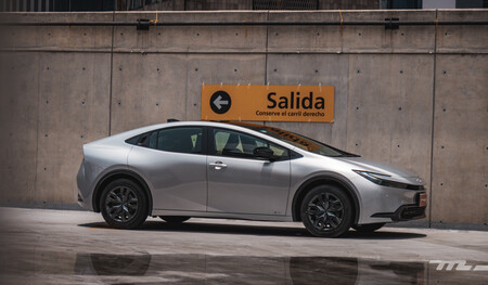 Toyota Prius 2023 Prueba De Manejo Mexico Opiniones 25