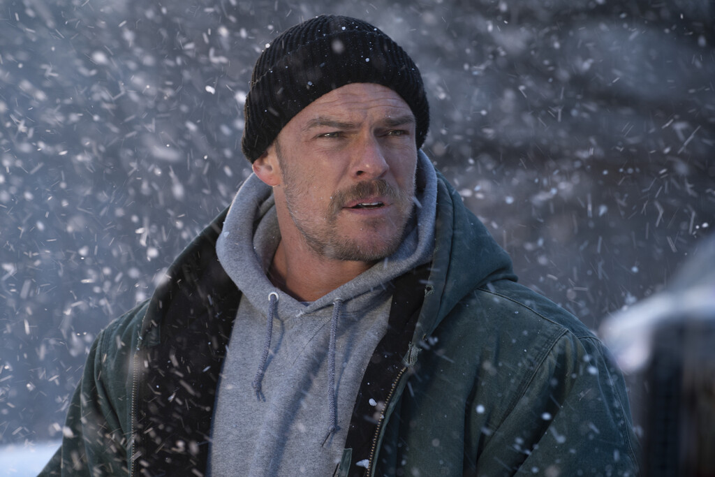 Ni 'Reacher' ni 'Máquina de guerra': el mejor papel de Alan Ritchson está en este emocionante drama que puedes ver en streaming