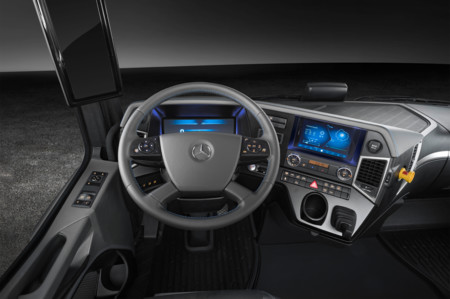 Mercedes-Benz Urban eTruck Interior