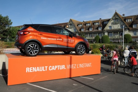 Renault llama a revisión 15.800 unidades del Renault Captur para "corregir" sus emisiones