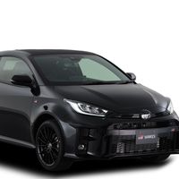 El Toyota GR Yaris estrena una versión más accesible en Japón: despídete de sus 261 hp, aquí hay sólo 120 hp