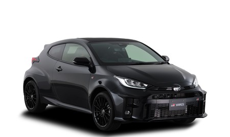 El Toyota GR Yaris estrena una versión más accesible en Japón: despídete de sus 261 hp, aquí hay sólo 120 hp
