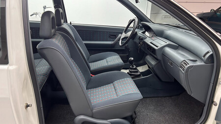 Renault Clio Collectingcars 3