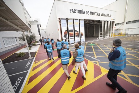 La crisis de microchips sigue sin dar tregua: Renault obligada a parar en Valladolid el turno de noche durante todo septiembre