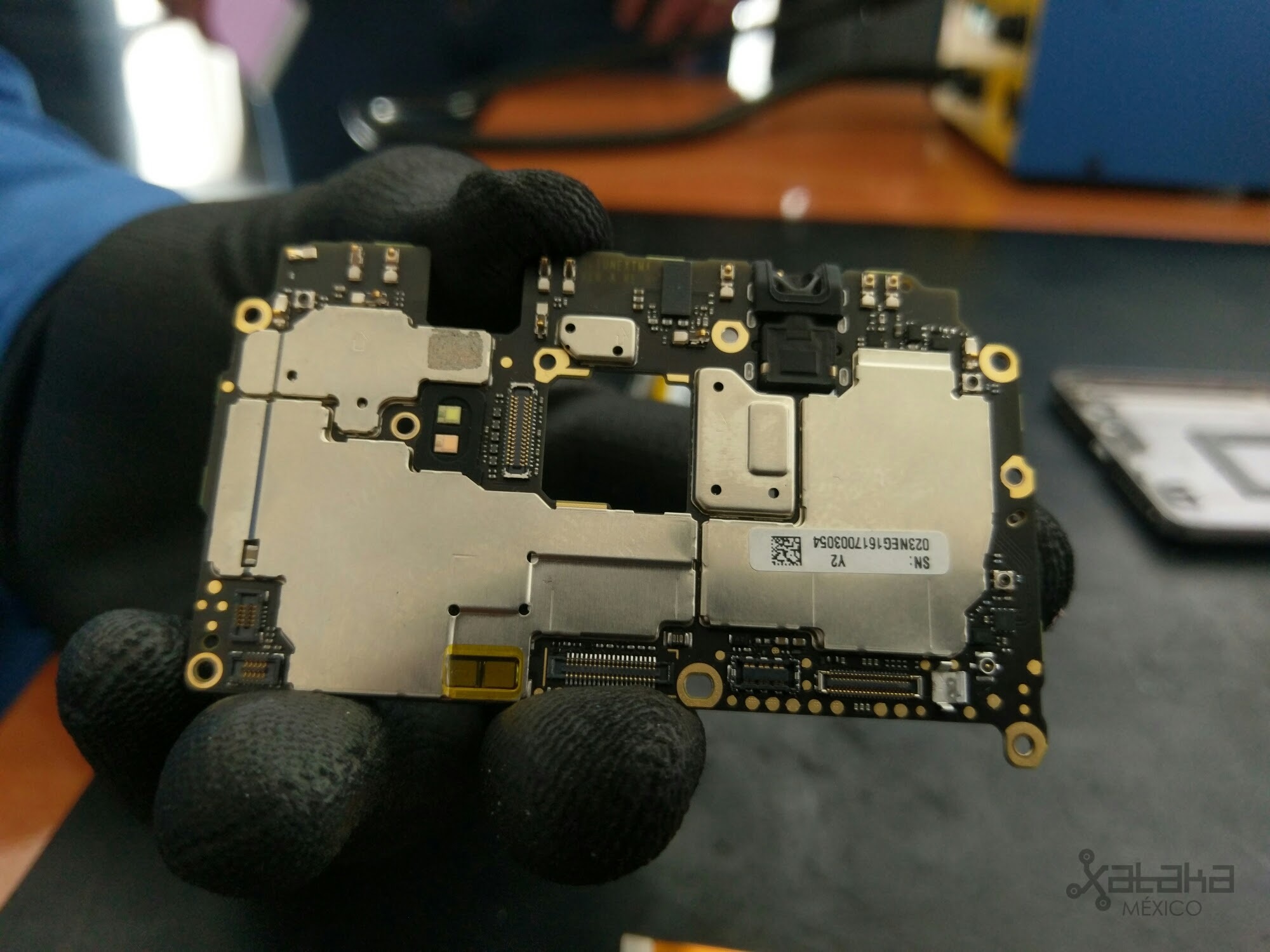 Desensamble del Huawei Mate 8