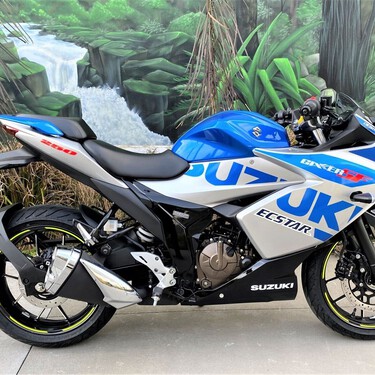 El gran problema de las motos sin placas en CDMX: con permisos foráneos es casi imposible rastrearlas 