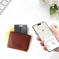 Vienen dos unidades, cuestan menos que un AirTag y caben en la cartera: así son estos localizadores con seis meses de autonomía 