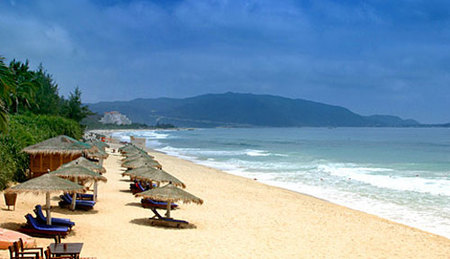 China Yalong Bay