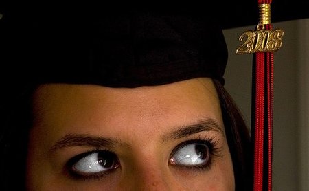 Subir o no subir el precio de las matrículas universitarias