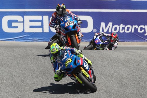 ¡Doblete de Toni Elías en Laguna Seca! Ocho victorias y 40 puntos de ventaja huelen a título de MotoAmerica
