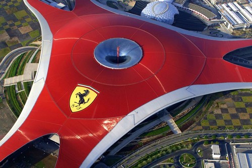 Los 6 destinos del mundo que todo 'petrolhead' debe visitar alguna vez en su vida