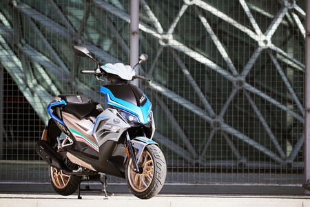 7-sccooter-nuevos-estrenados-para-2022-005