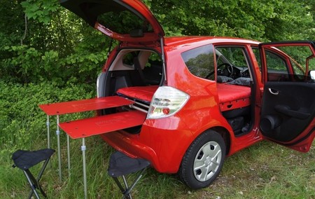 swissRoomBox freeTech: convierte casi cualquier coche en una "caravana"