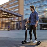 El Audi e-tron Scooter será el primer patinete eléctrico de Audi, tendrá cuatro ruedas y costará 2.000 euros