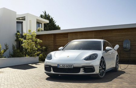 ¡Adiós, coches diésel! Porsche anuncia el fin de los motores de gasóleo en su gama