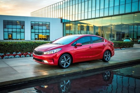 KIA Motors comienza la fabricación del Forte en su planta de Nuevo León