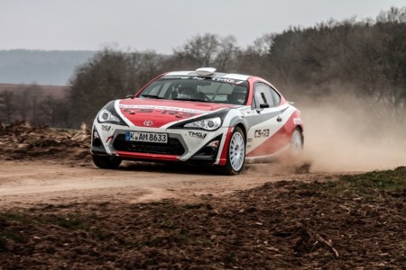 ¿Por qué te tendrías que alegrar de que la tracción trasera vuelva a los rallies? Piensa en tu coche particular
