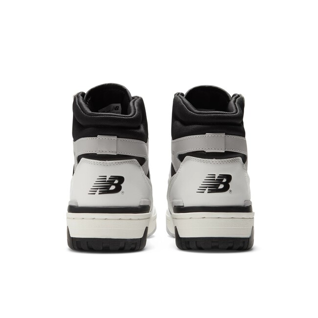 Parecen Unas Botas Para La Nieve Pero Son Las Zapatillas De New Balance Rebajadas A Mitad De Precio Que Combinan Con Chandal Y Vaqueros Este Otono