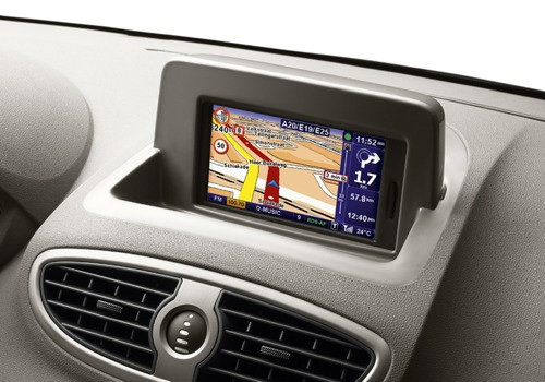 Carminat TomTom integrado en el Renault Clio