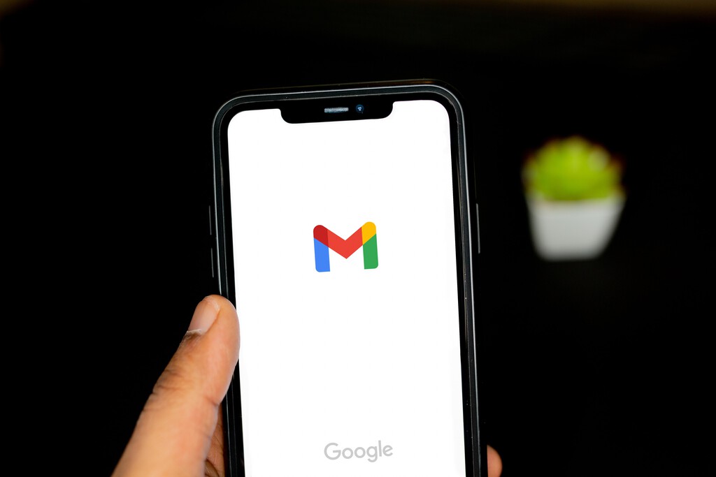Cómo borrar la caché de Gmail para ganar espacio en tu iPhone Cómo borrar la caché de Gmail para ganar espacio en tu iPhone