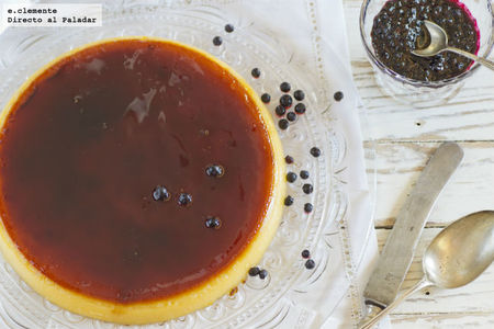 Tocino de cielo con salsa de arándanos. Receta