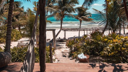 Tulum, la joya del Caribe, se ha quedado sin turistas y en redes exhiben excesivos precios y otros problemas
