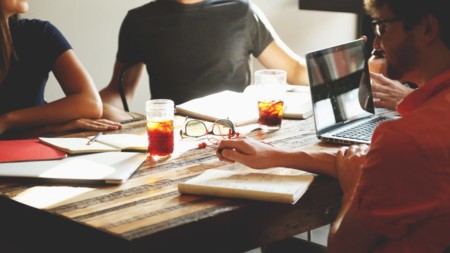 ¿Harto del Starbucks? Encuentra el lugar ideal para trabajar en remoto en estas páginas web